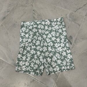Floral Green Women's Shorts
